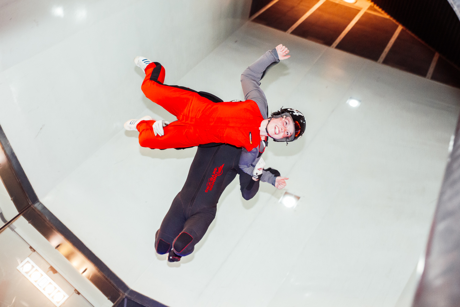 Familien AIRlebnis für bis zu 5 Personen beim Indoor Skydiving in Bottrop