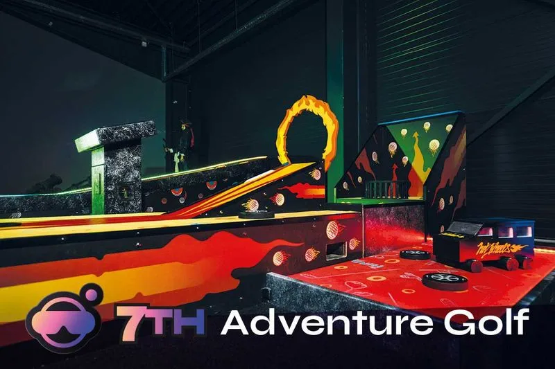 2er Ticket - Wertgutschein Adventure Golf im 7th Space in Köln