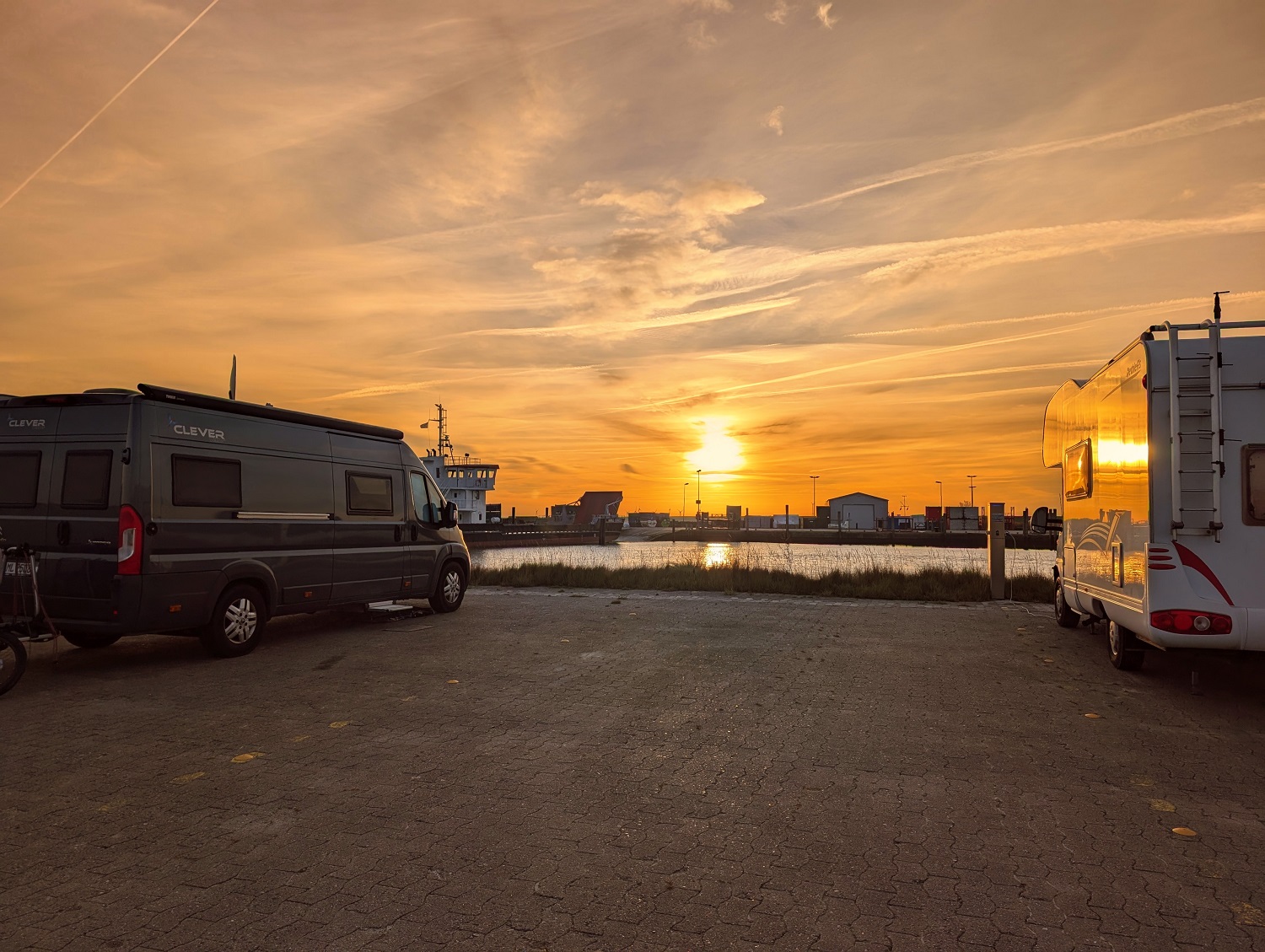 Wohnmobil-Wochenende für 2 Personen in Harlesiel