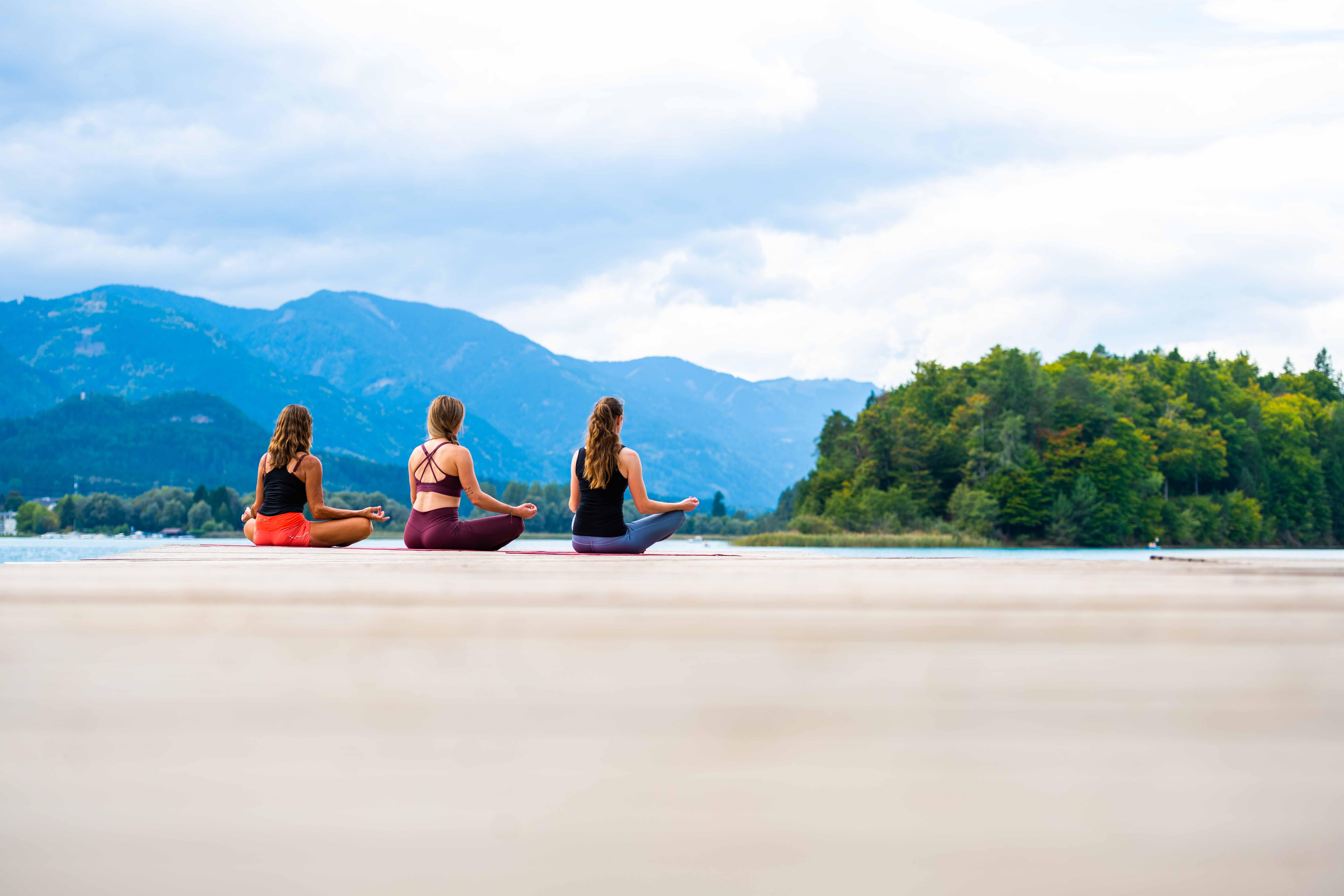 YOGA & YOU – Das Naturel „Zeit für mich“ Yoga-Retreat (5 Nächte für 2 Pers.) mit Ben Rakidzija im Hoteldorf SCHÖNLEITN in Kärnten (AT)