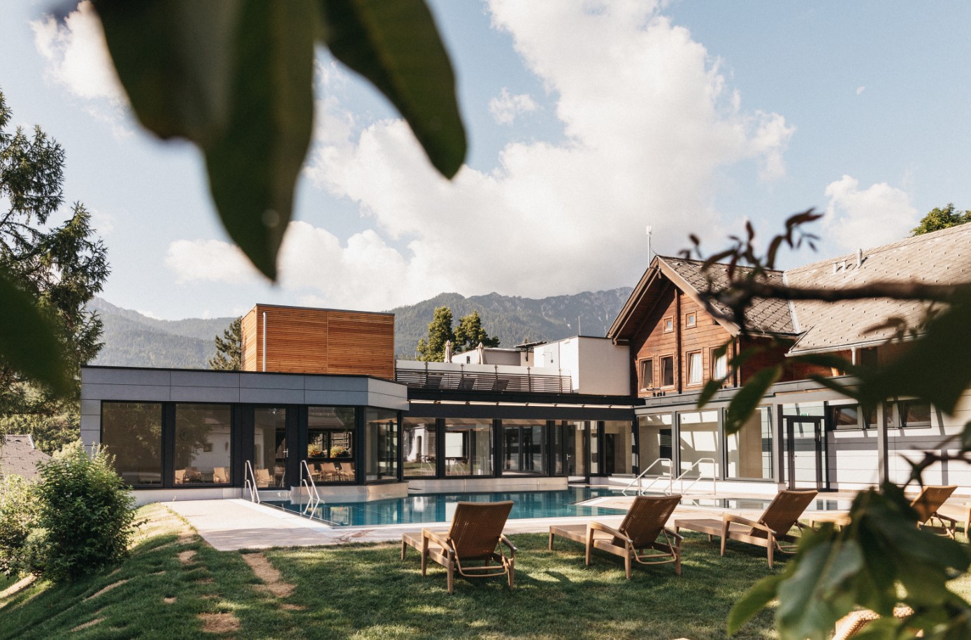 YOGA & YOU – Das Naturel „Zeit für mich“ Yoga-Retreat (5 Nächte für 2 Pers.) mit Ben Rakidzija im Hoteldorf SCHÖNLEITN in Kärnten (AT)