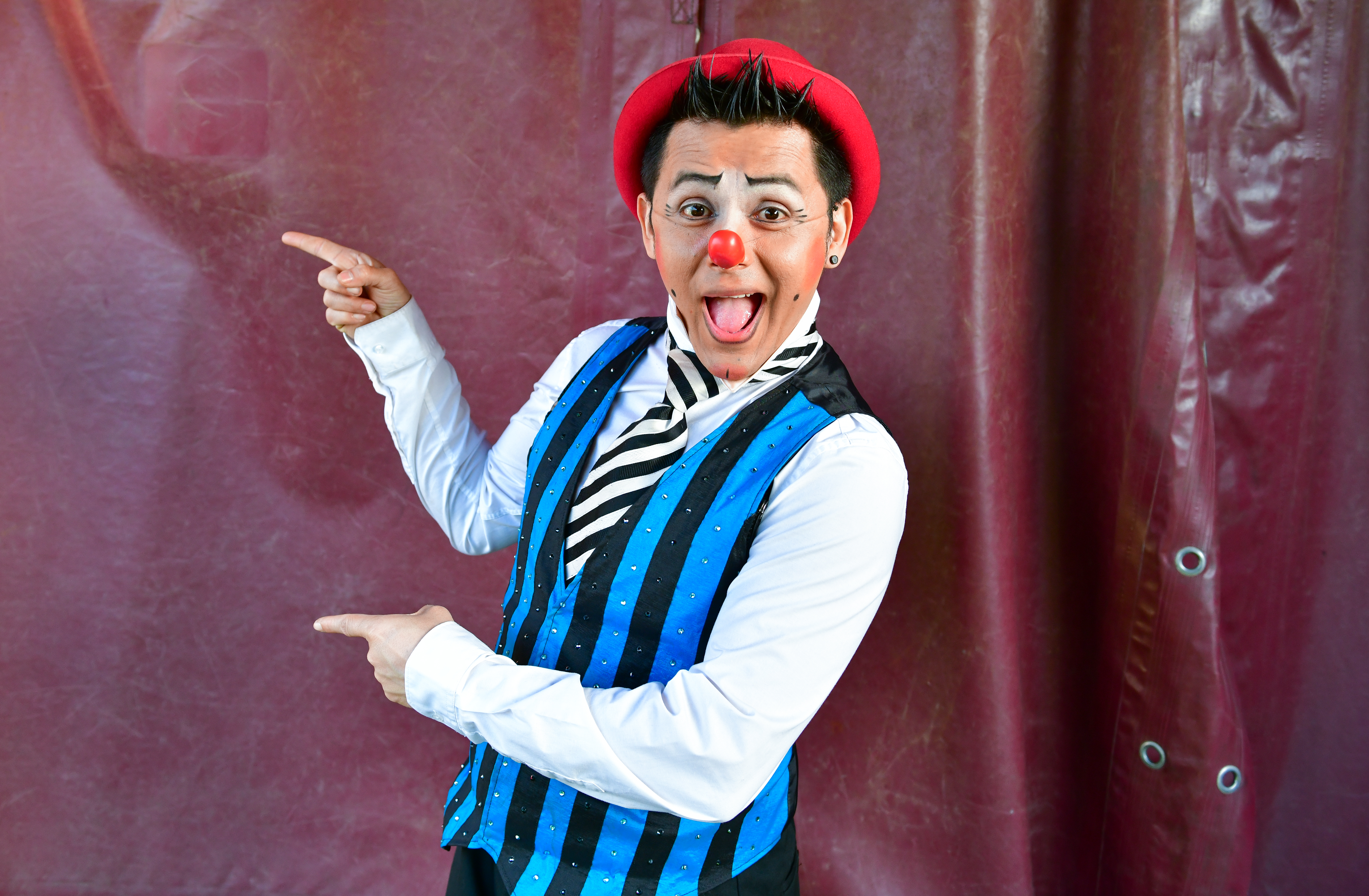 Ticketgutschein im Wert von € 100,- für die neue Show des Weihnachtscircus Düsseldorf